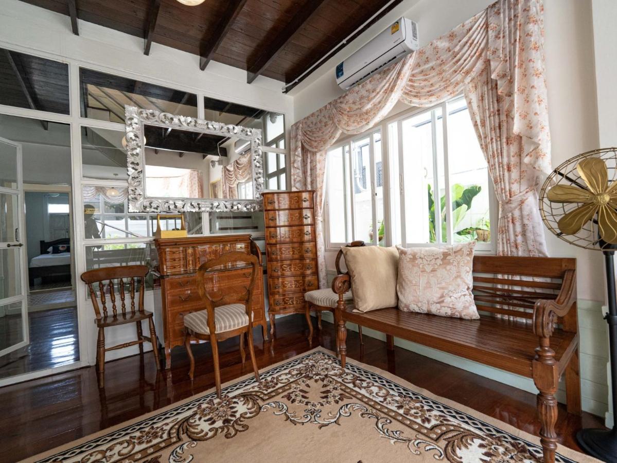 Roomquest Rim Praya Dinsor Road Bangkok Exterior foto